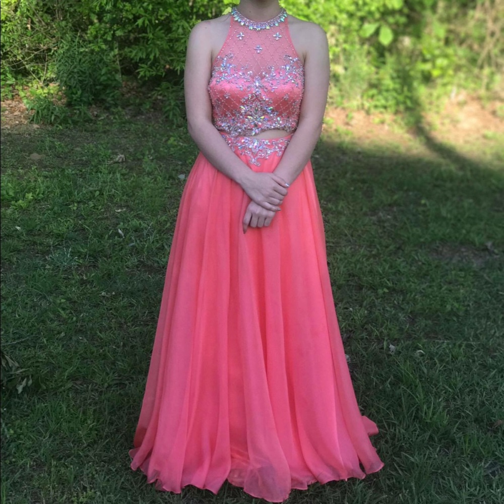 Prom dress
